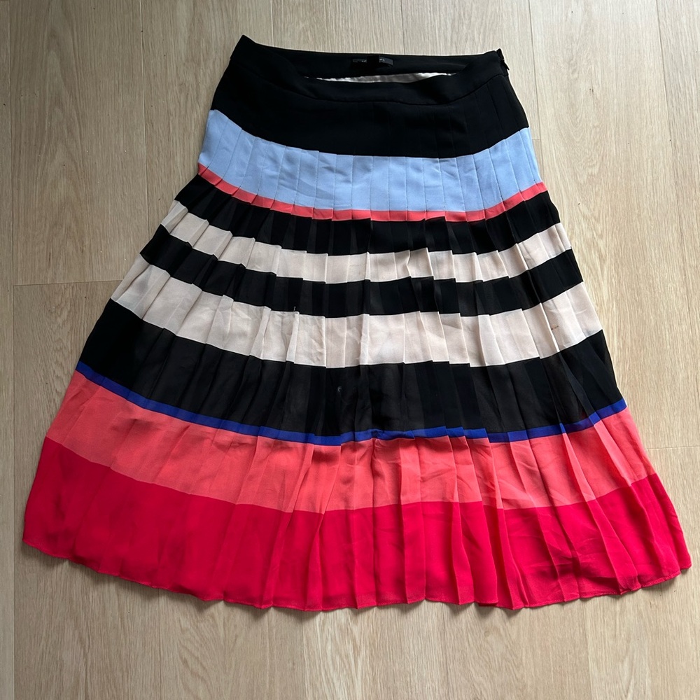 Ann Taylor Black and Red Midi A-Line Skirt